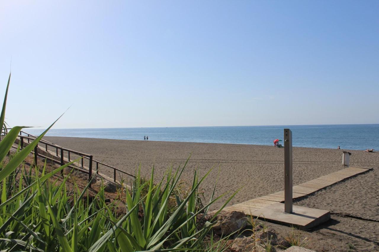 Apartamento En La Playa Malaga Бенахарафе Екстер'єр фото